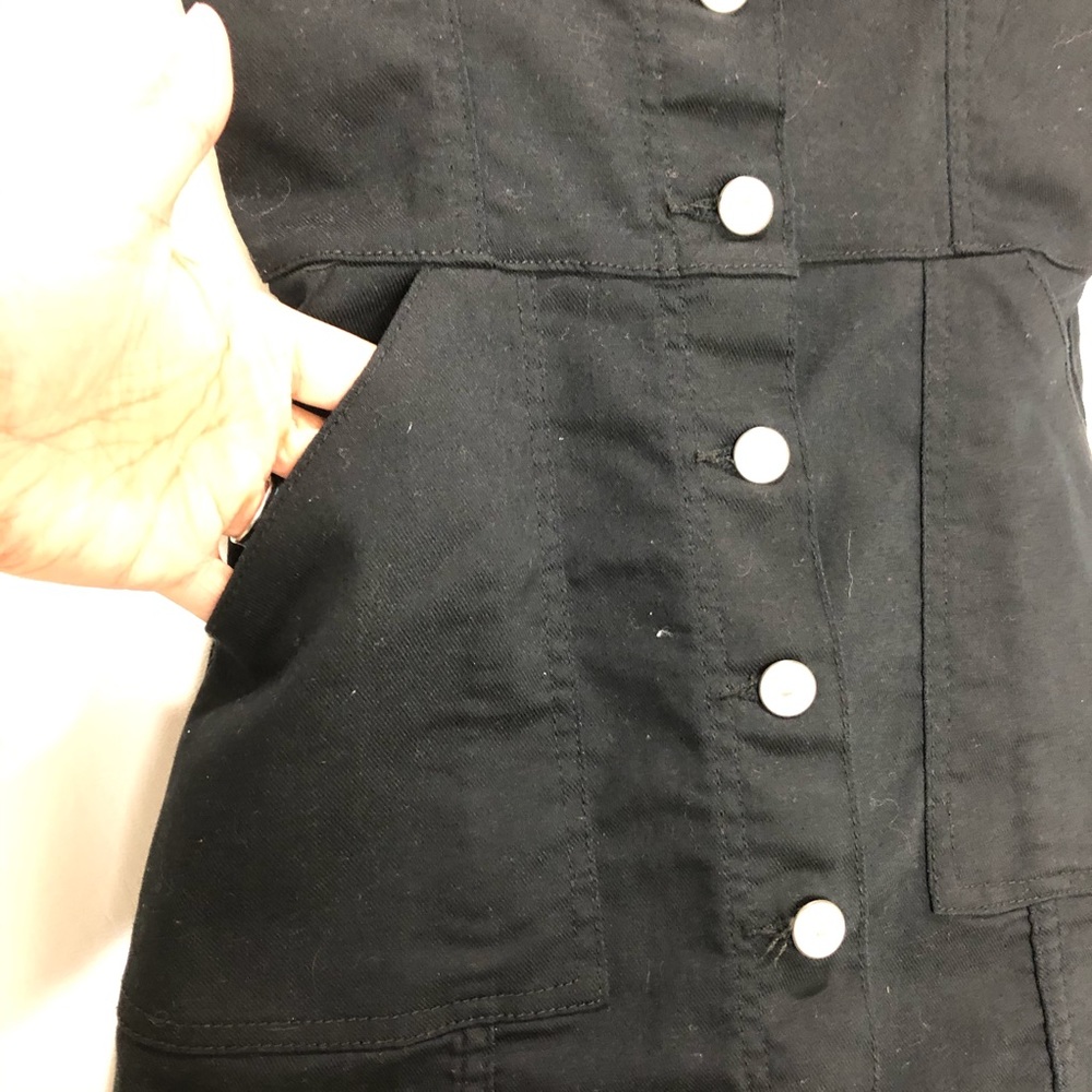 H & M Divied Button Down Skirt Over All - Picture 4 of 4